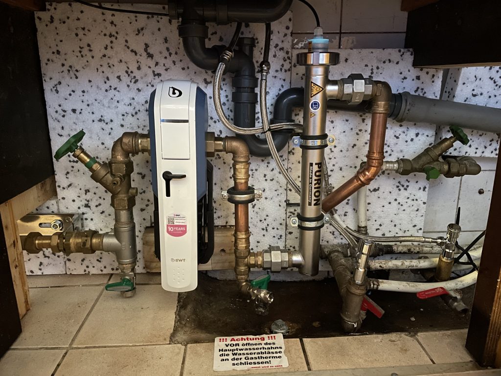 neuer Wasseranschluss Hütte